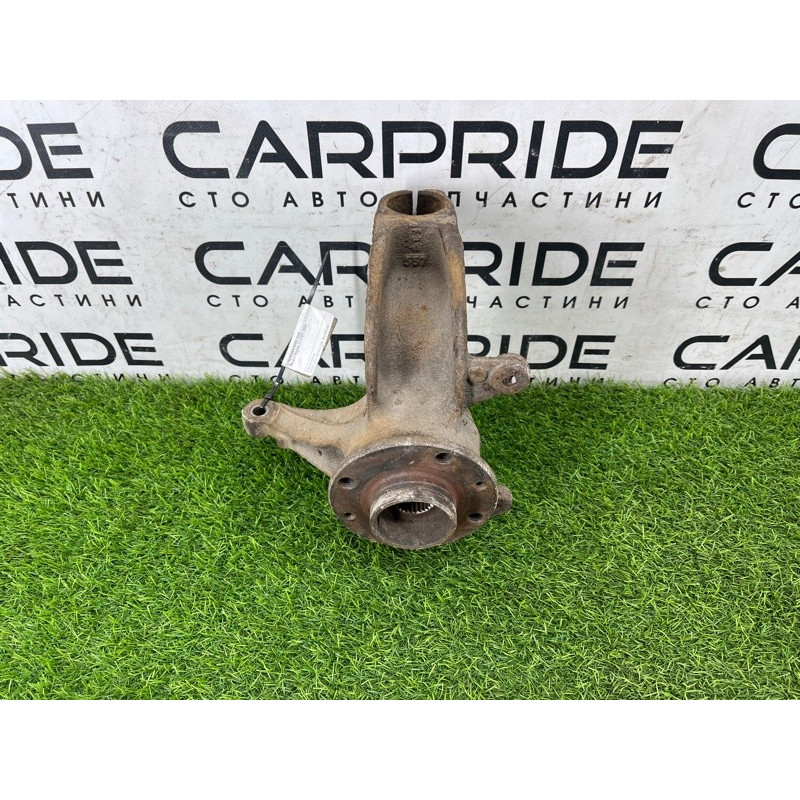 Поворотный кулак (подвеска) Renault Megane 2 2004 1.9 DCI 8200297033