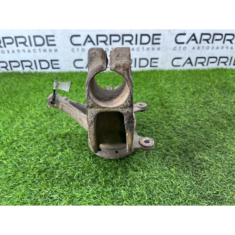 Поворотный кулак (подвеска) Renault Megane 2 2004 1.9 DCI 8200297033