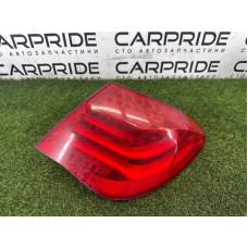 Задний фонарь