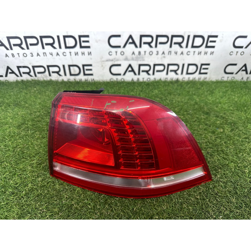 Задний фонарь (оптика) Volkswagen Touareg NF 2015 3.6 CGRA 7P6945208A