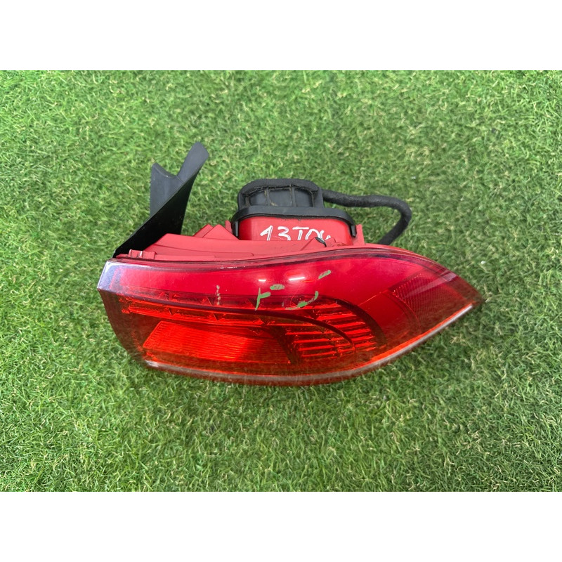 Задний фонарь (оптика) Volkswagen Touareg NF 2015 3.6 CGRA 7P6945208A