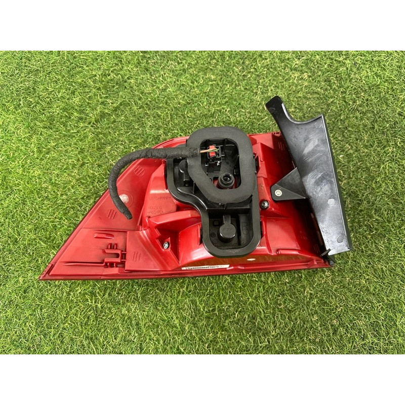 Задний фонарь (оптика) Volkswagen Touareg NF 2015 3.6 CGRA 7P6945208A