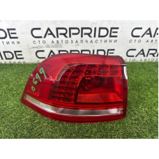 Задний фонарь