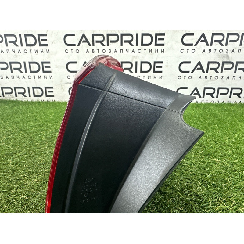 Задний фонарь (оптика) Volkswagen Touareg NF 2015 3.6 CGRA 7P6945207A