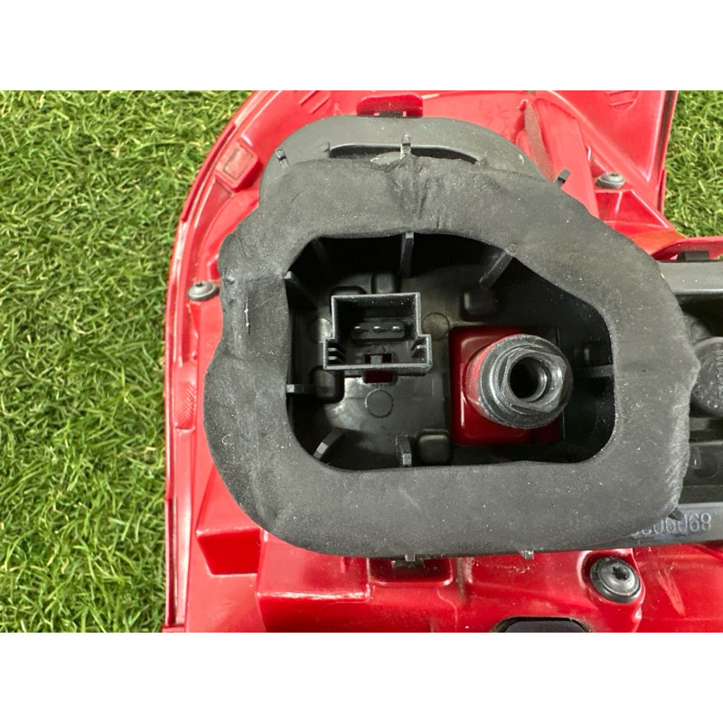 Задний фонарь (оптика) Volkswagen Touareg NF 2015 3.6 CGRA 7P6945207A