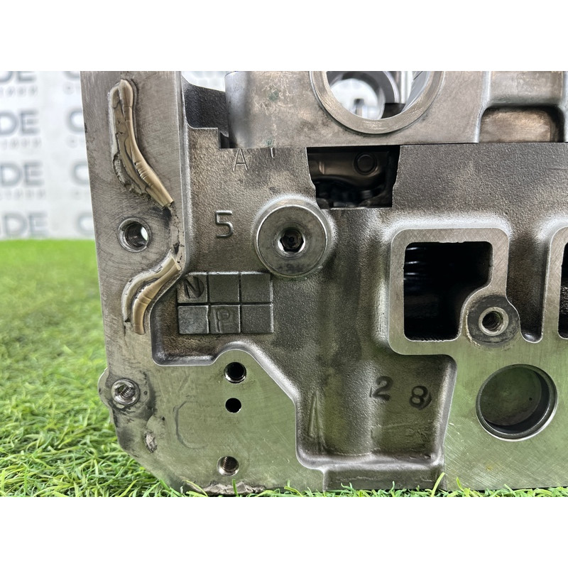 Головка блока цилиндров (двигатель и элементы) Chevrolet Captiva C140 2011 2.2 D (z22d1) 25195629