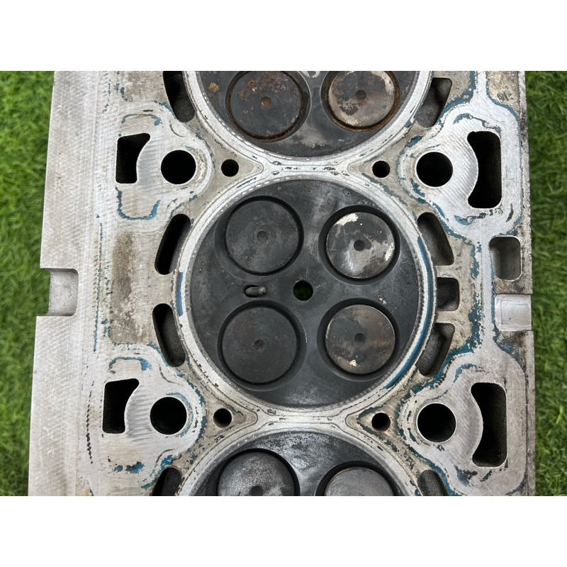 Головка блока цилиндров (двигатель и элементы) Chevrolet Captiva C140 2011 2.2 D (z22d1) 25195629