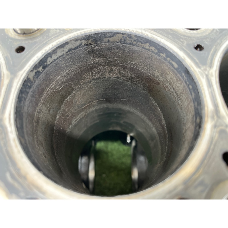 Блок цилиндров (двигатель и элементы) Chevrolet Captiva C140 2011 2.2 D (z22d1) 25194961