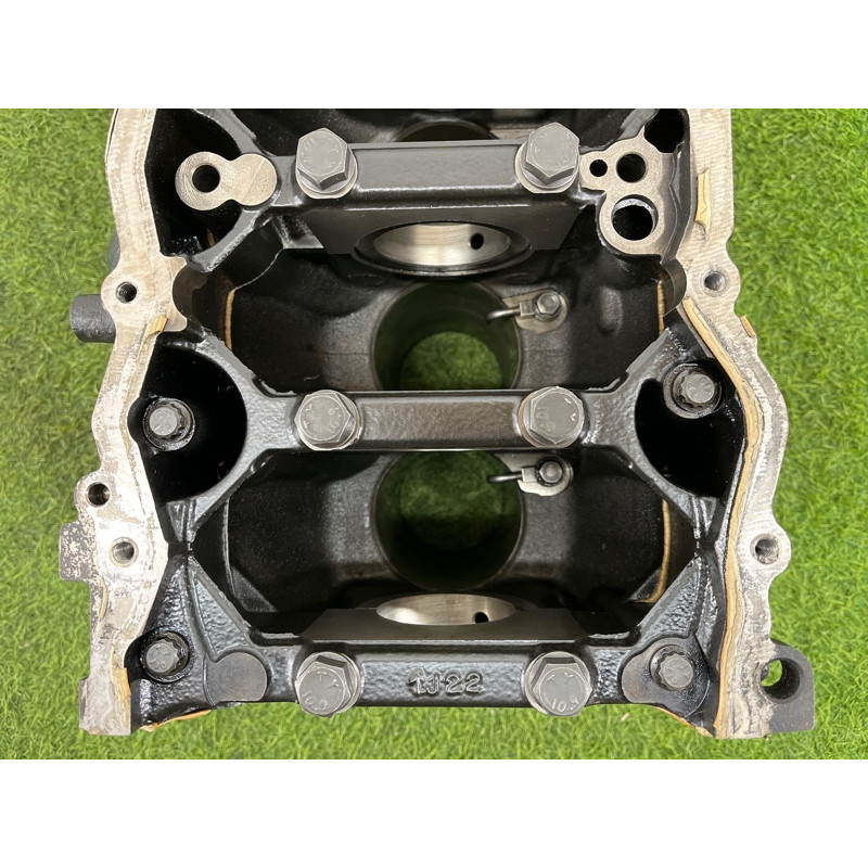 Блок цилиндров (двигатель и элементы) Chevrolet Captiva C140 2011 2.2 D (z22d1) 25194961