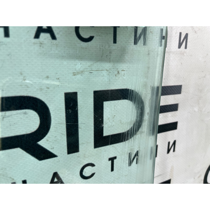 Стекло (кузов и элементы) BMW 5-series E34 1993 M50b25 51321944084