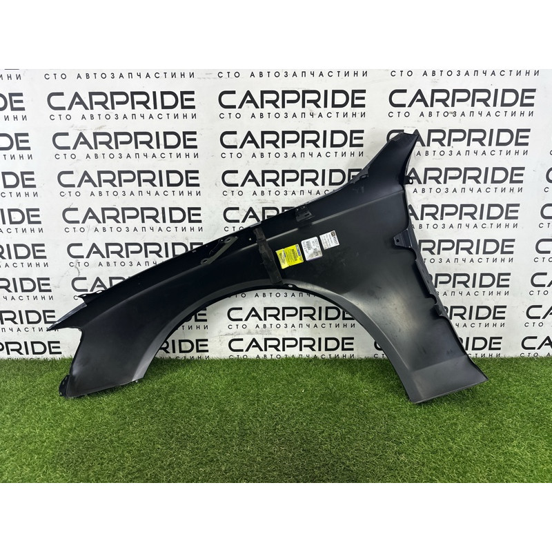 Крыло (наружные элементы кузова) AUDI A4 B8 2012 2.0 CAEB 8K0821106A