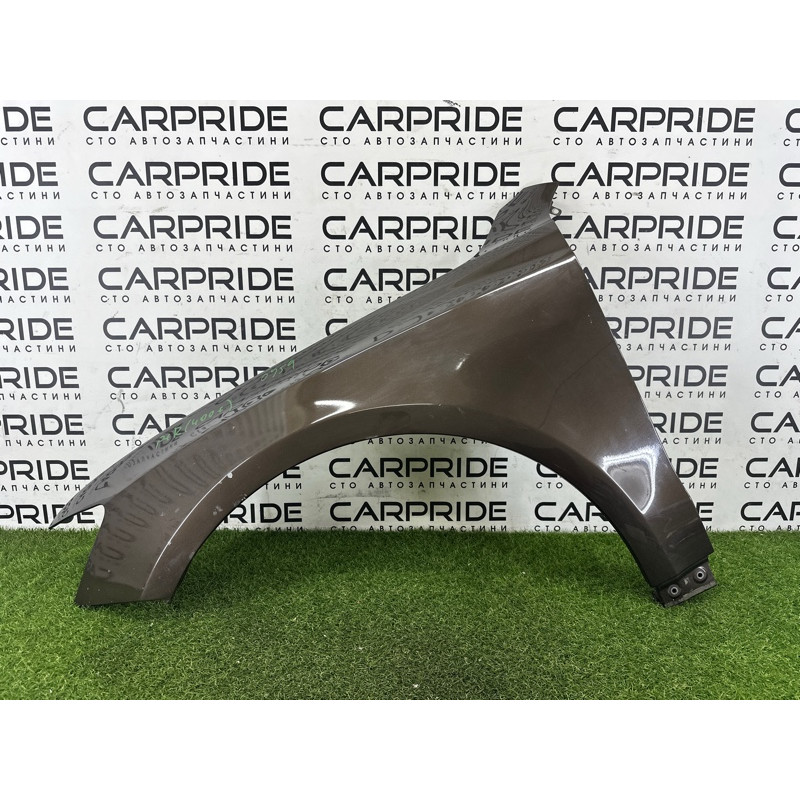Крыло (наружные элементы кузова) AUDI Q5 8R 2012 3.2 CALB 8R0821105A