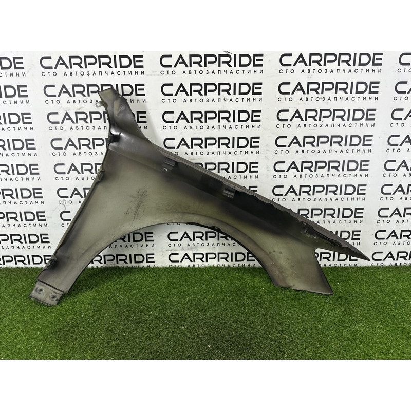 Крыло (наружные элементы кузова) AUDI Q5 8R 2012 3.2 CALB 8R0821105A