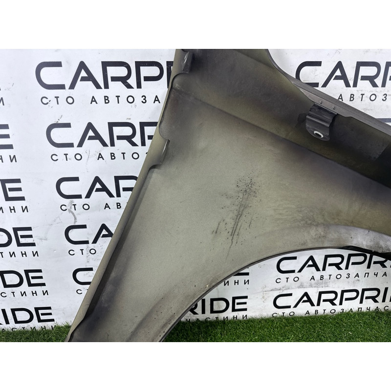 Крыло (наружные элементы кузова) AUDI Q5 8R 2012 3.2 CALB 8R0821105A