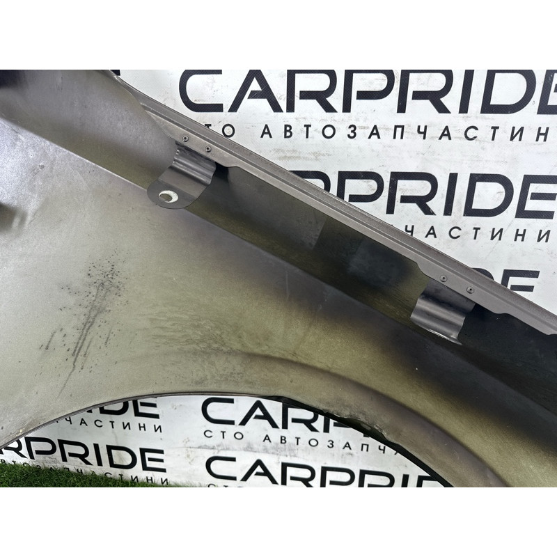 Крыло (наружные элементы кузова) AUDI Q5 8R 2012 3.2 CALB 8R0821105A