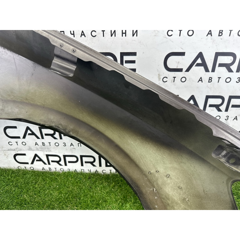 Крыло (наружные элементы кузова) AUDI Q5 8R 2012 3.2 CALB 8R0821105A