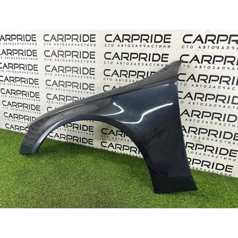 Крыло (наружные элементы кузова) AUDI A4 B8 2012 2.0 CAEB 8K0821105A