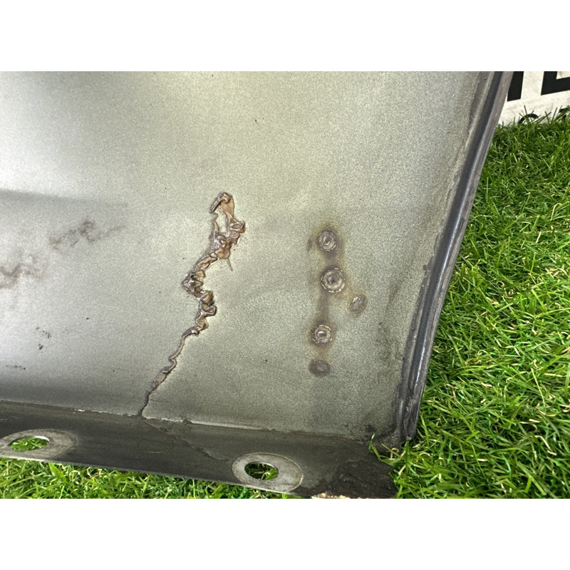 Крыло (наружные элементы кузова) AUDI A4 B8 2012 2.0 CAEB 8K0821105A