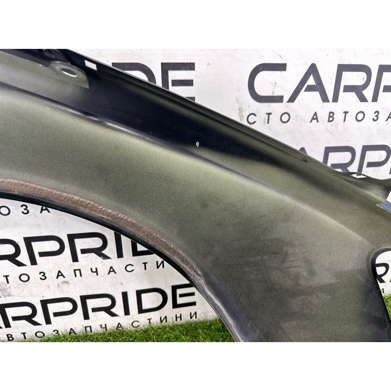 Крыло (наружные элементы кузова) AUDI A4 B8 2012 2.0 CAEB 8K0821105A