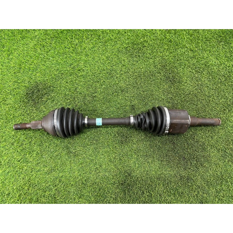 Привід (трансмісія) FORD Fusion MK5 dg913b437gc