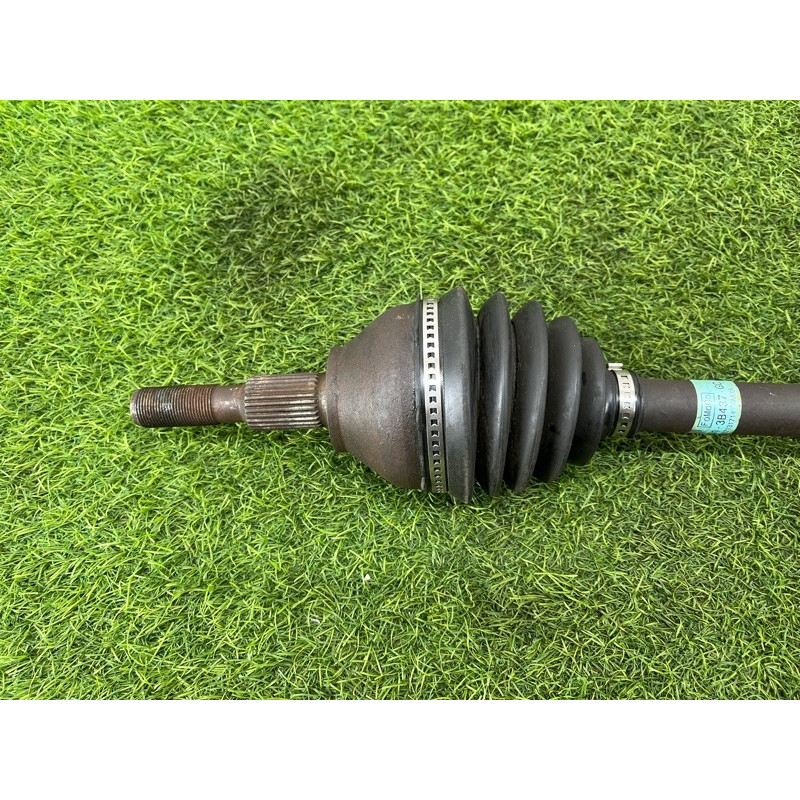 Привід (трансмісія) FORD Fusion MK5 dg913b437gc