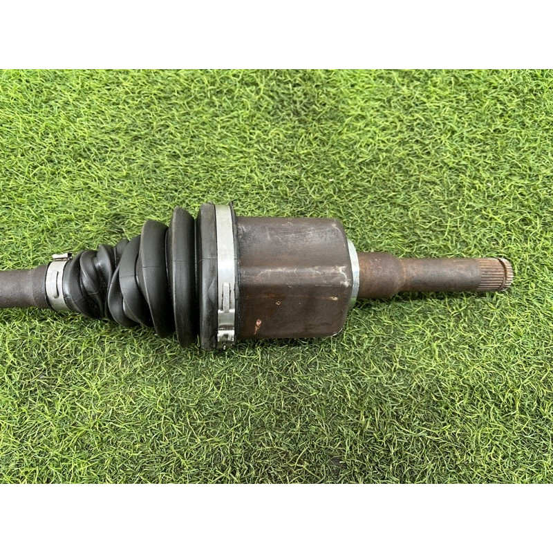 Привід (трансмісія) FORD Fusion MK5 dg913b437gc