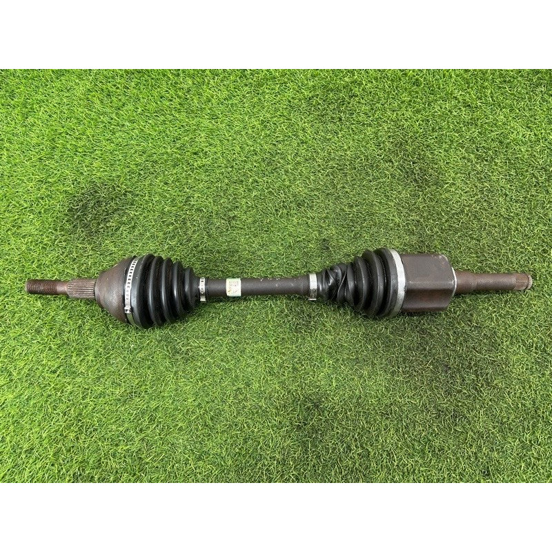 Привід (трансмісія) FORD Fusion MK5 dg913b437gc