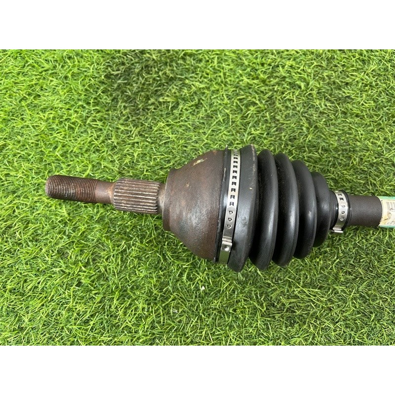 Привід (трансмісія) FORD Fusion MK5 dg913b437gc