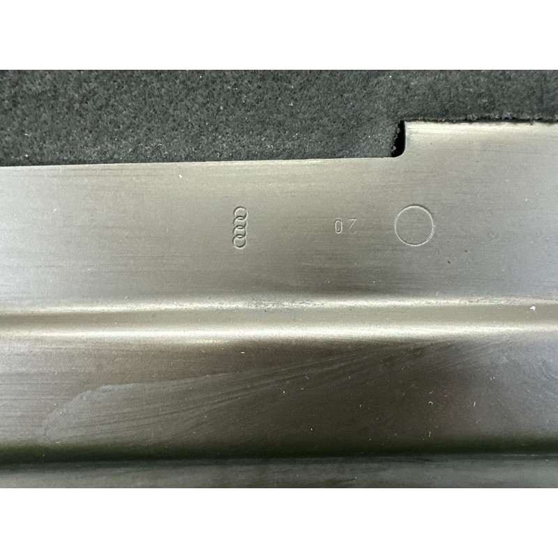 Капот (кузов и элементы) AUDI Q5 8R 2012 2.0 CAEB 8R0823029