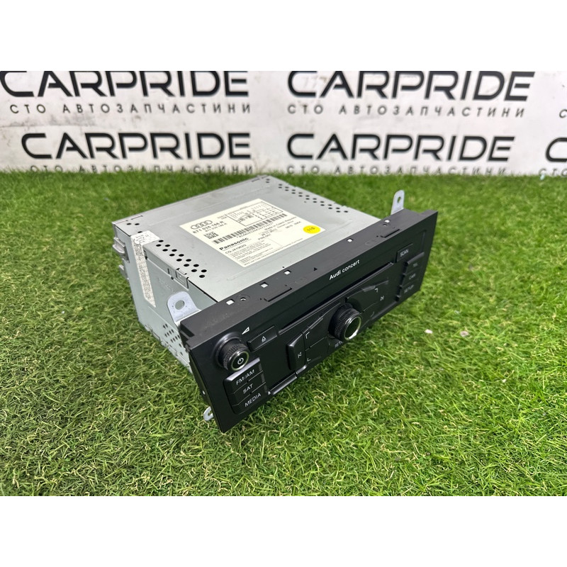 Блок управления мультимедиа (электрика / блок управления) AUDI A4 B8 2012 2.0 CAEB 8T1035186R