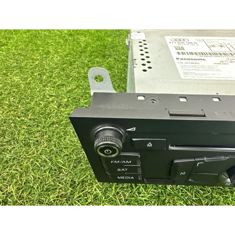 Блок управления мультимедиа (электрика / блок управления) AUDI A4 B8 2012 2.0 CAEB 8T1035186R