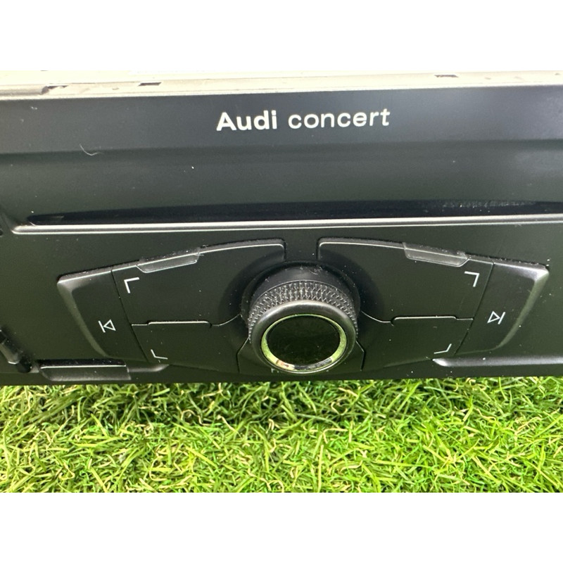 Блок управления мультимедиа (электрика / блок управления) AUDI A4 B8 2012 2.0 CAEB 8T1035186R