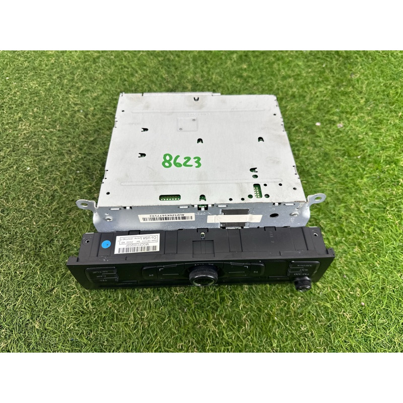 Блок управления мультимедиа (электрика / блок управления) AUDI A4 B8 2012 2.0 CAEB 8T1035186R