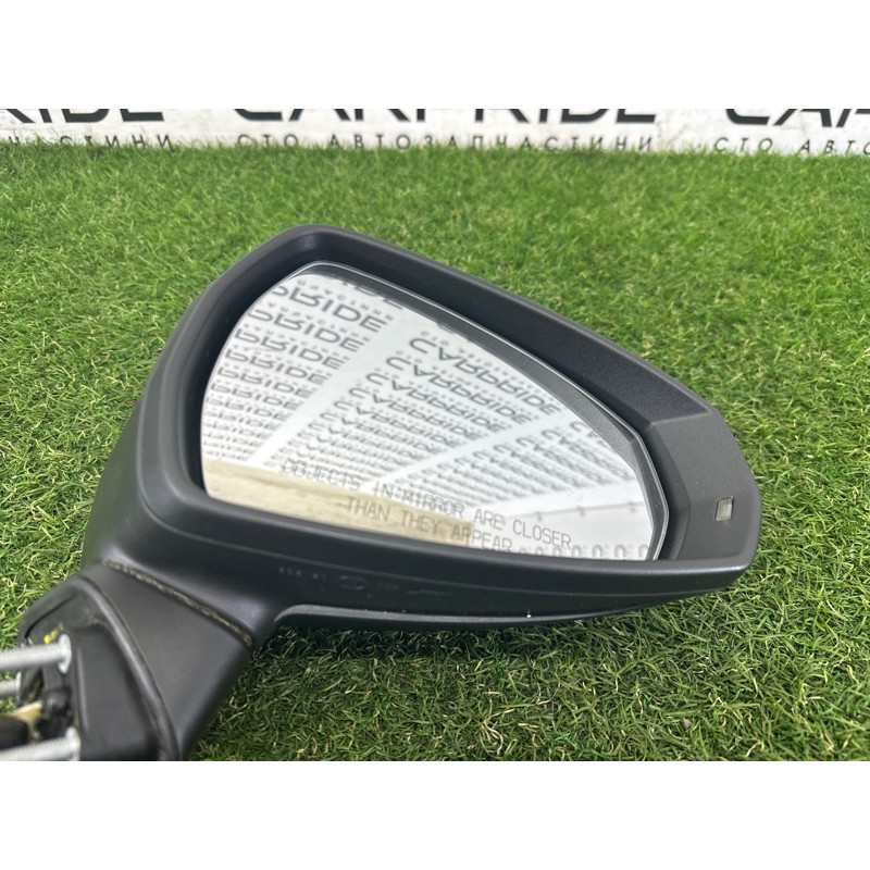 Зеркало (стекла и зеркала) AUDI A3 8V 2015 1.8 CNSB 8V5857410J9B9