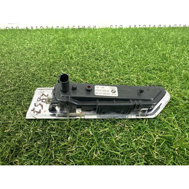 Повторитель поворота (оптика) BMW 7-series F01 2011 3.0 N54 63137203371