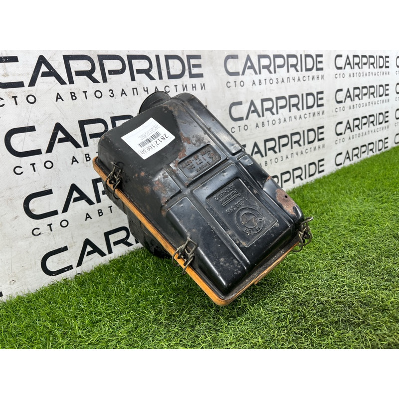 Корпус воздушного фильтра (впускная система) BMW 3-series E30 1286396