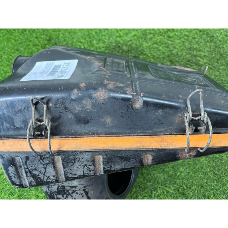 Корпус воздушного фильтра (впускная система) BMW 3-series E30 1286396