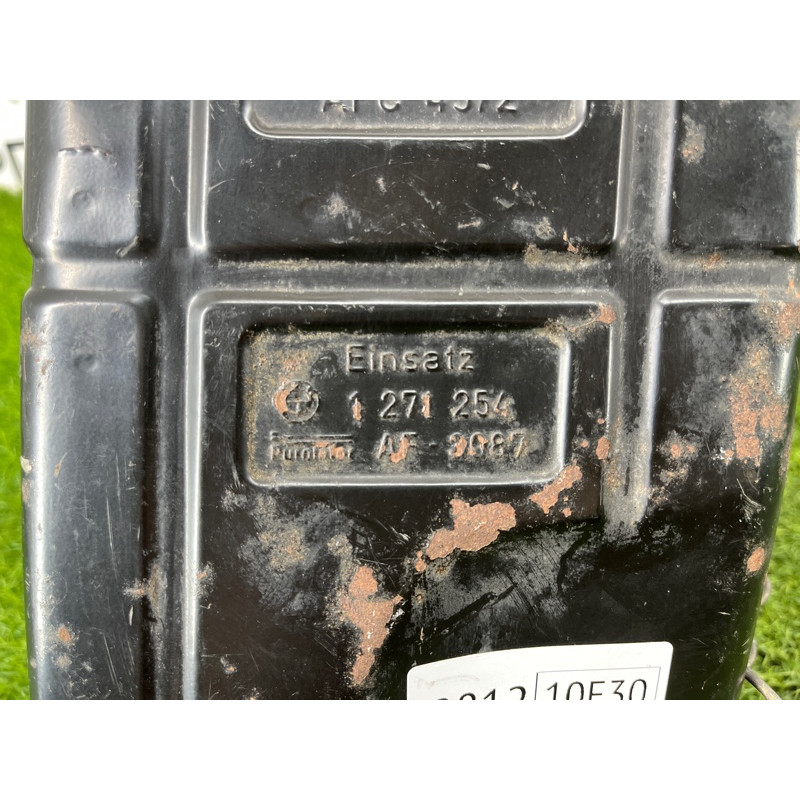 Корпус воздушного фильтра (впускная система) BMW 3-series E30 1286396