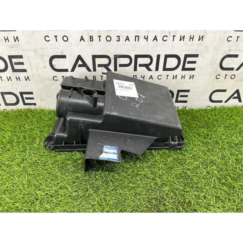 Корпус воздушного фильтра (впускная система) Mazda 6 GG 2004 2.0 RF5