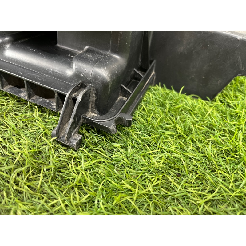 Корпус воздушного фильтра (впускная система) Mazda 6 GG 2004 2.0 RF5