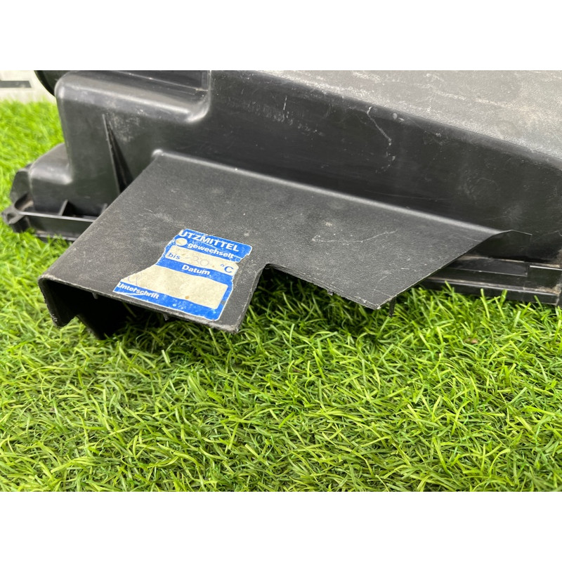 Корпус воздушного фильтра (впускная система) Mazda 6 GG 2004 2.0 RF5