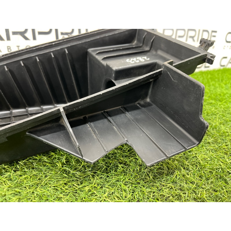 Корпус воздушного фильтра (впускная система) Mazda 6 GG 2004 2.0 RF5