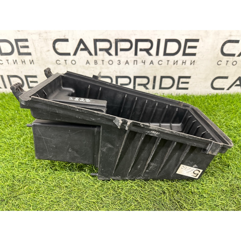 Корпус воздушного фильтра (впускная система) Mazda 6 GG 2004 2.0 RF5