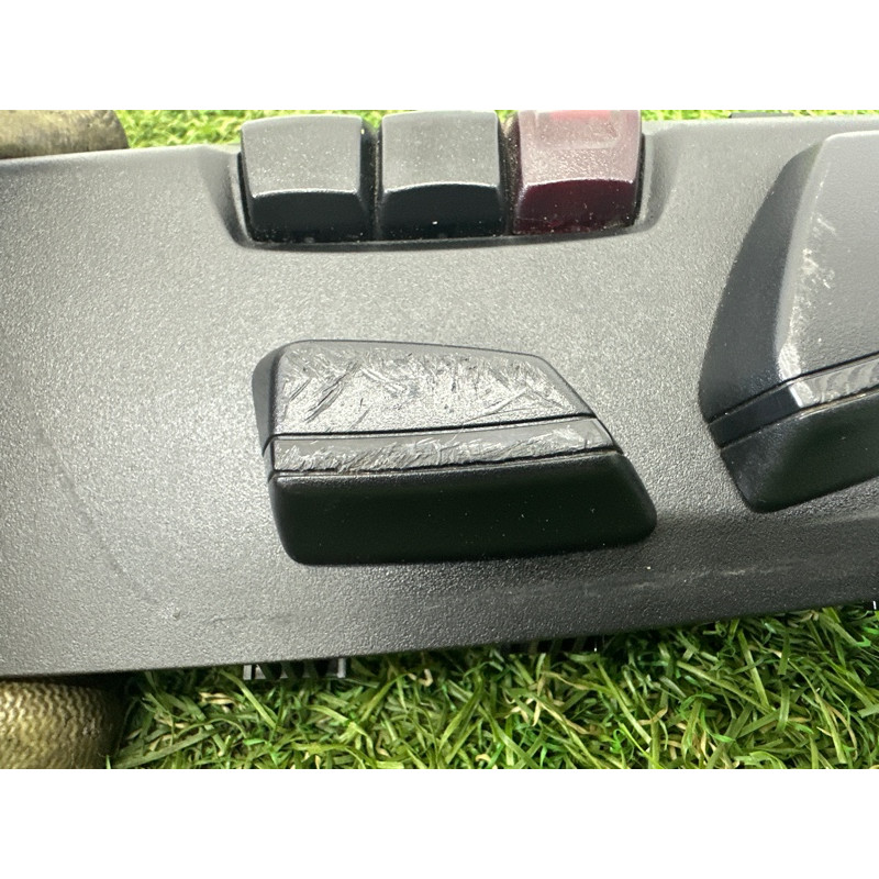 блок регулировки сидения (закрытая категория) BMW X1 F48 2016 2.0 B46B20 61319359831