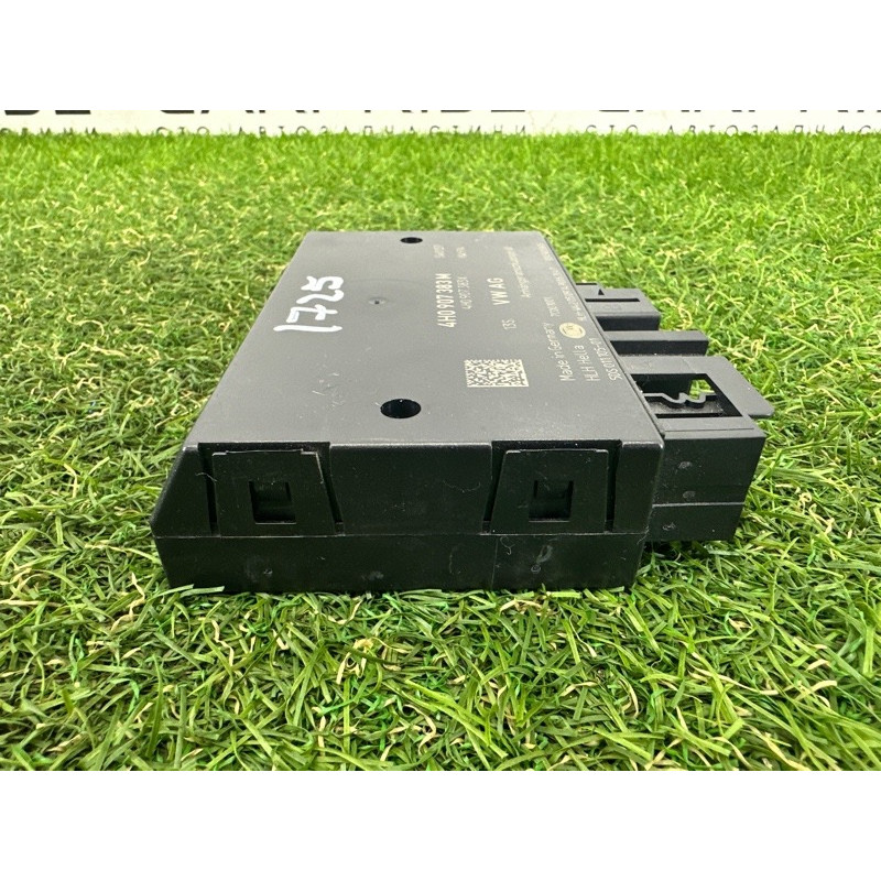 Блок управления фаркопа (электрика / блок управления) Volkswagen Touareg NF 2015 3.6 CGRA 4H0907383MZ01