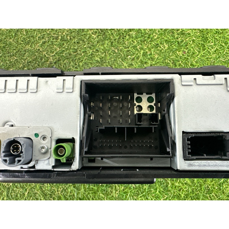 Блок управления мультимедиа (электрика / блок управления) Volkswagen Touareg NF 2015 3.6 CGRA 7P6035664M