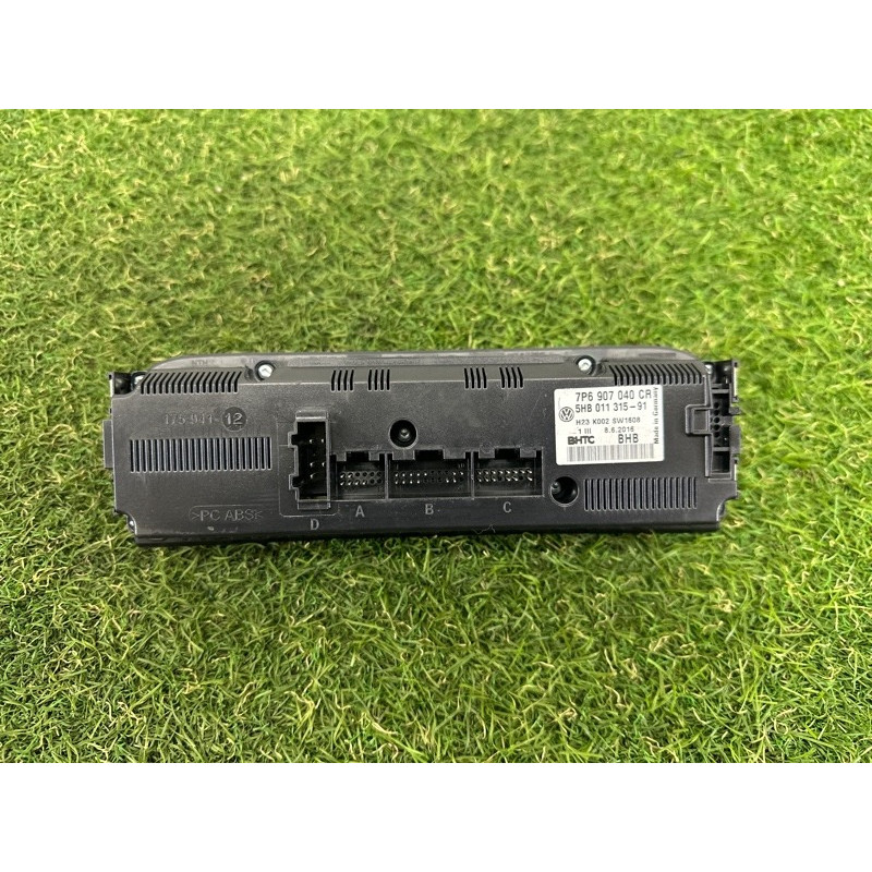 Блок управления климат-контролем (электрика / блок управления) Volkswagen Touareg NF 2015 3.6 CGRA 7P6907040CR