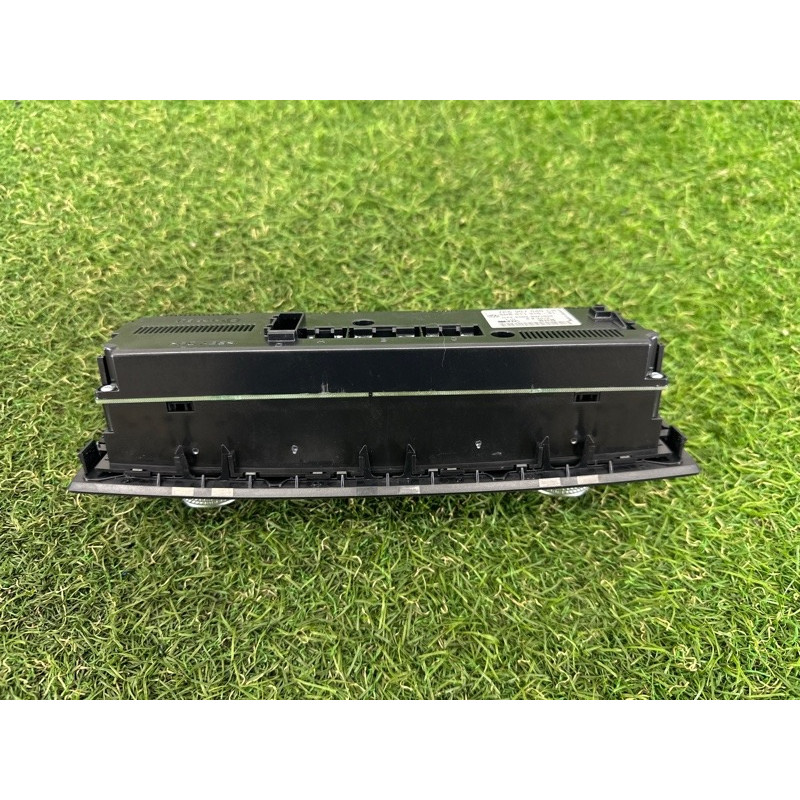 Блок управления климат-контролем (электрика / блок управления) Volkswagen Touareg NF 2015 3.6 CGRA 7P6907040CR