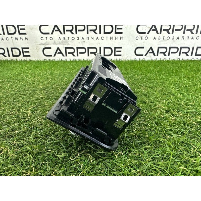 Блок управления климат-контролем (электрика / блок управления) Volkswagen Touareg NF 2015 3.6 CGRA 7P6907040CR