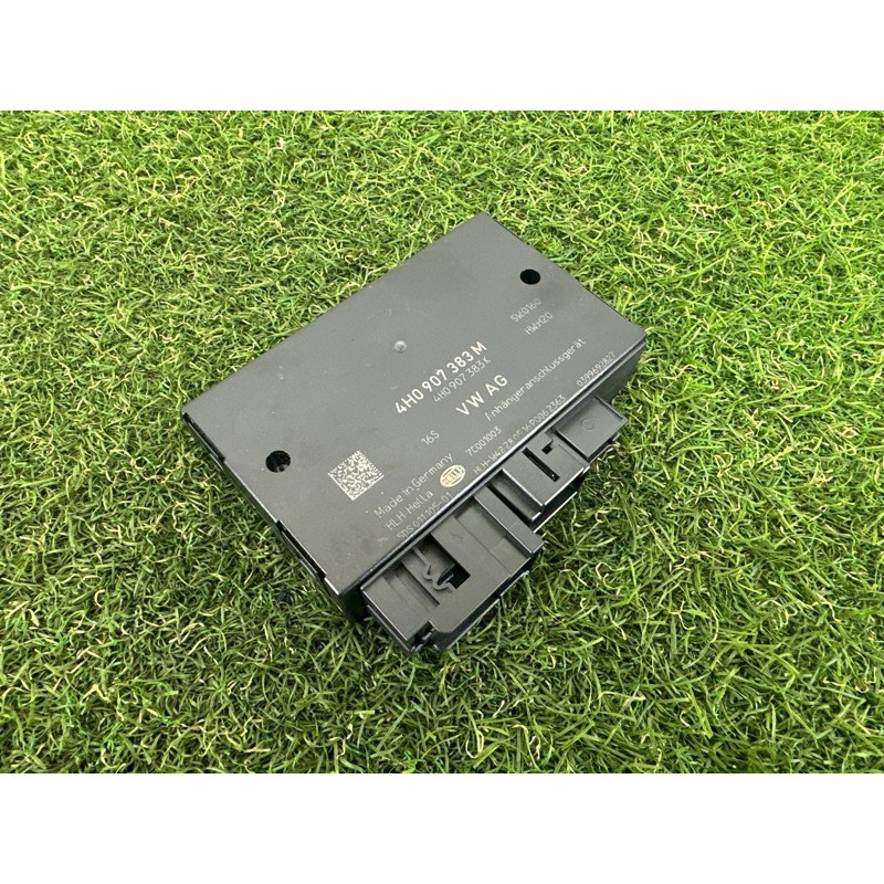 Блок управления фаркопа (электрика / блок управления) Volkswagen Touareg NF 2015 3.6 CGRA 4H0907383MZ01